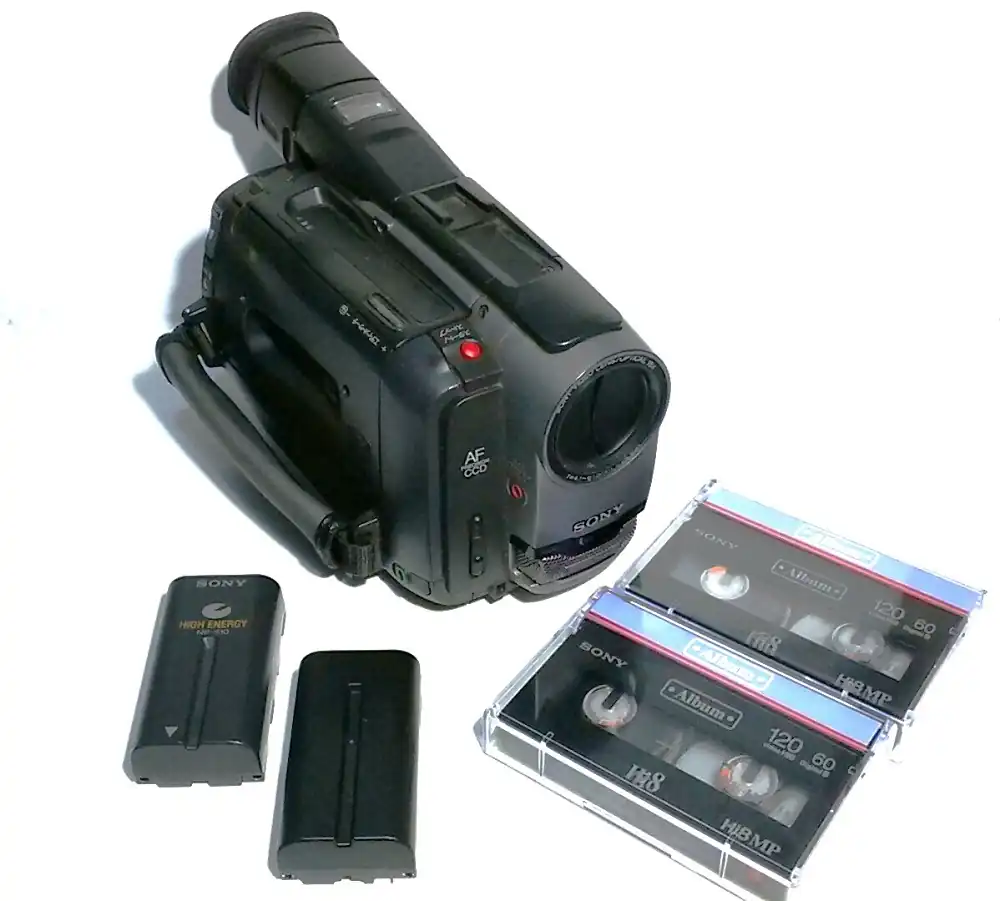 8ミリビデオカメラ